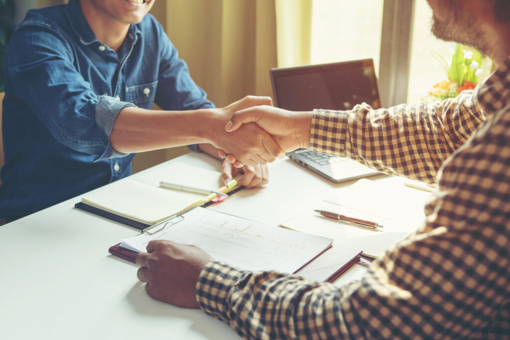 Czy umowę użyczenia lokalu należy zgłosić do urzędu skarbowego?